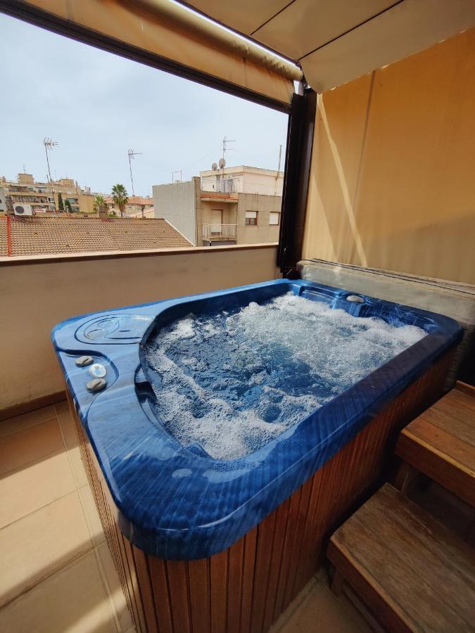 Hostal Manel Pineda de Mar Luaran gambar